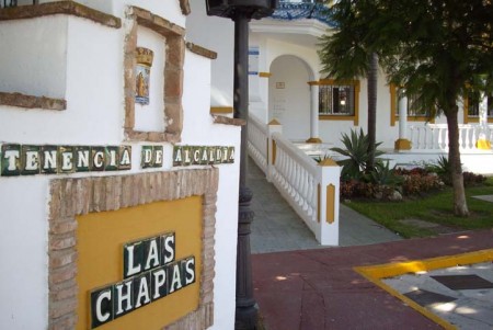 Muñoz vuelve a anunciar que regalará el centro de salud de Las Chapas a la Junta