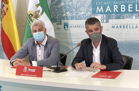 El PSOE pide a la Junta que retome la atención médica presencial en Marbella