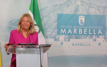 Muñoz insiste en la vacunación, pero vuelve a obviar la situación del hospital