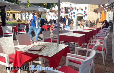 Clamor de comerciantes de Marbella por no ser avisados del paso de procesiones