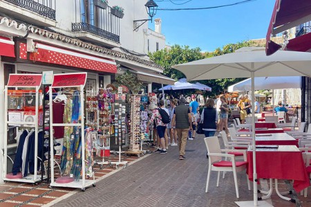 Marbella registra la menor subida del paro en octubre desde hace 15 años