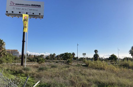 Muñoz promete más vivienda pública en San Pedro sin acabar las del Guadaiza