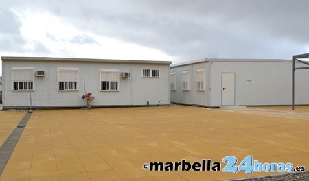Exigen a la Junta más barracones en Xarblanca para salvar el curso 2022-23