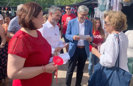 El PSOE pide a Muñoz que "deje de hacer trampas" en la precampaña