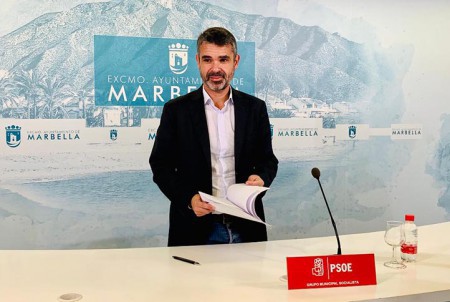 El PSOE pide a Muñoz que trabaje junto al Gobierno por los espigones