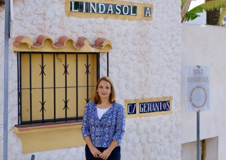 María García (Cs) pide la reordenación del tráfico en la urbanización Lindasol A