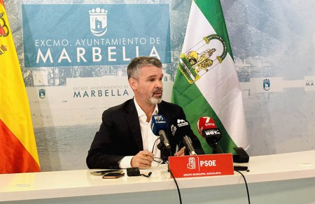 Bernal considera que Muñoz utiliza los espigones para "desviar la atención"