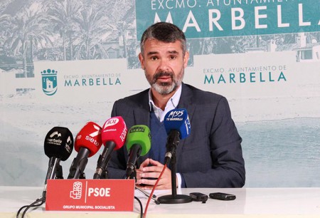 El PSOE pide talleres en Marbella para reducir la brecha digital en los mayores