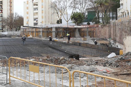 Muñoz dice ahora que el aparcamiento de la calle Doha costará el doble
