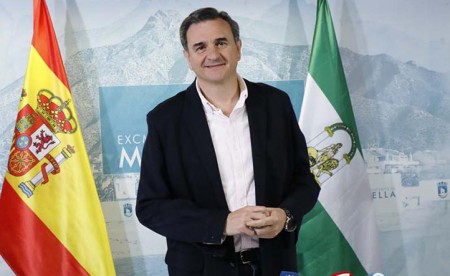 El PP desentierra viejas polémicas para intentar tapar la situación de Muñoz