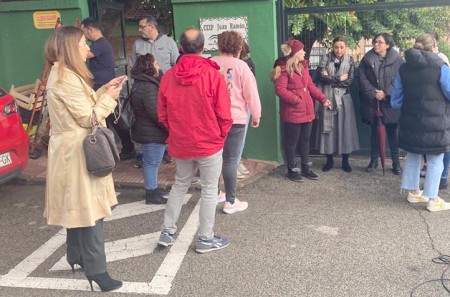 Familias vigilan que la Junta mantenga la fisioterapia escolar en Marbella