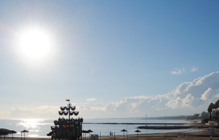 Marbella registra el mes de abril más seco en 50 años y una máxima de 32º