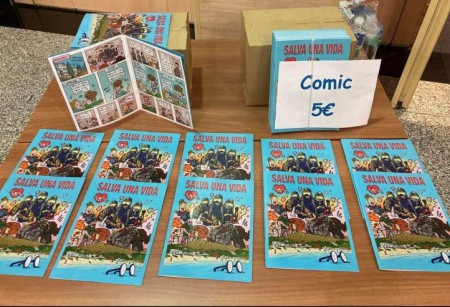 Los bomberos venderán "Salva una vida" en la Feria del Libro de Marbella