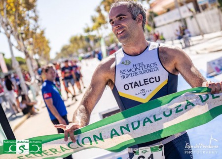 Jorge Otalecu cierra la temporada con otro oro en el Campeonato de Andalucía