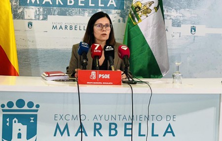 El PSOE exige a Moreno que no privatice la detección del cáncer de mama