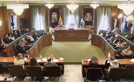El PP aprueba en solitario el presupuesto de Marbella para 2024 que sube el IBI
