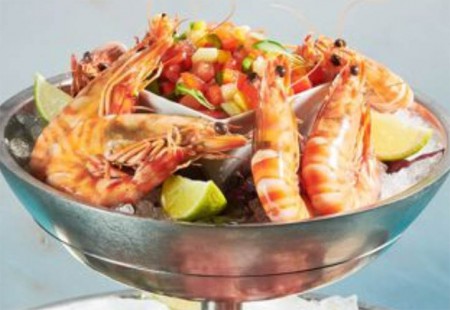 Marbella celebrará la Nochevieja 2023 con cenas de gala hasta por 1.250 euros
