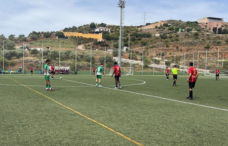 Batacazo del San Pedro que se queda sin ascenso tras empatar en Benagalbón