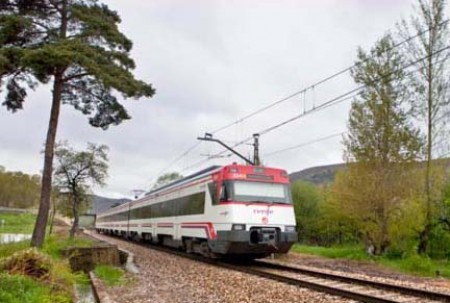 El Gobierno convoca una reunión para abordar el tren de Málaga a Marbella