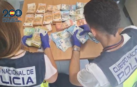 Un empleado roba 60.000 euros de una oficina de paquetería en Marbella