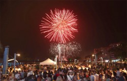 Pregón, coronación y fuegos artificiales abren la Feria de Marbella 2025