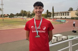 Juan Antonio Ortiz, campeón de Andalucía sub-18 en los 200 metros